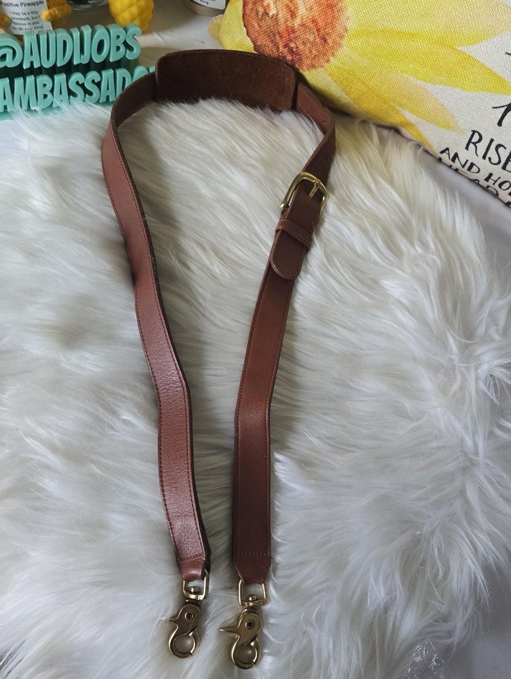 Coach Brown Leather Strap with Gold lobster claw Openings British TAN - Picture 11 of 11